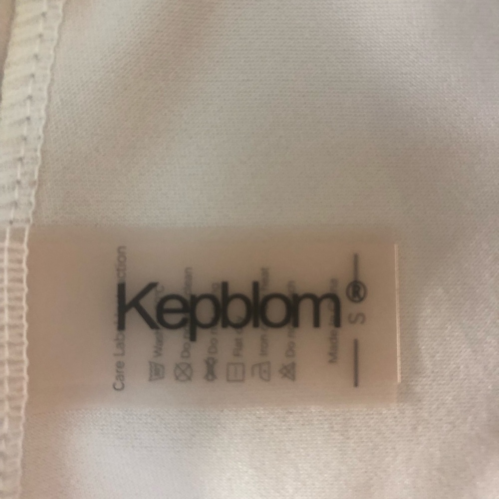 Kepblom Stretch Shorts Silver Women’s Size Small - Picture 11 of 12
